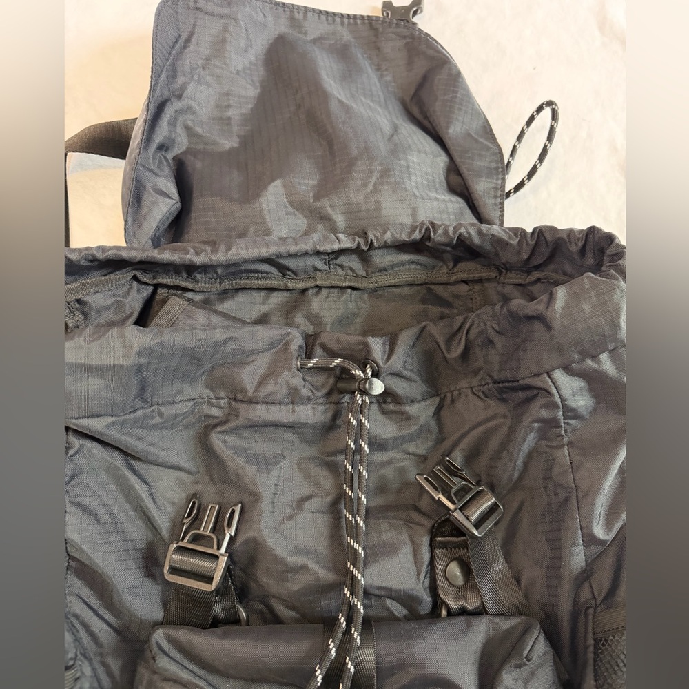 Athleta Oslo Bookbag Backpack Bag Black Nylon Lightweight with Crossbody Purse - Picture 4 of 12